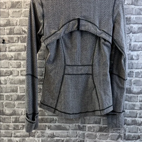 Lululemon zip up Gray‎ Jacket - Picture 6 of 11
